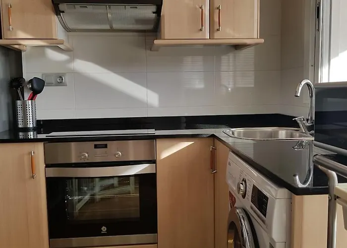 Atico Muy Luminoso Con Parking, Apartman